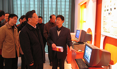 福建省省长黄小晶一行视察虹润科技园